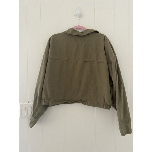 Twill TORRID Army Green Military Crop Women Jacket SIZE: 3 (3X)- (22-24) - Picture 4 of 5